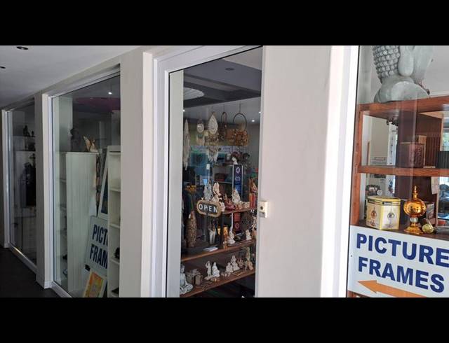 BUSINESS PROPERTY TO RENT IN WALMER